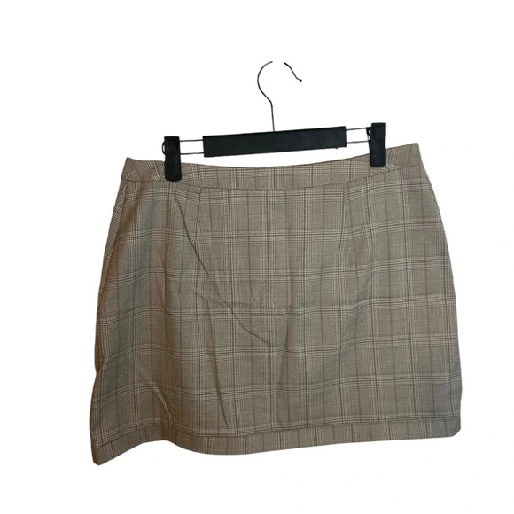 Forever 21 Preppy Plaid Button Front Mini Skirt - Picture 2 of 4